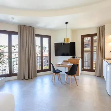 Premium Penthouse *